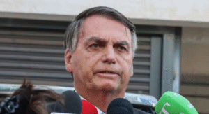Mais um aliado de Bolsonaro é alvo da PF