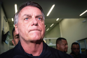 Urgente: PF faz buscas na casa de Bolsonaro e em seu escritório no PL