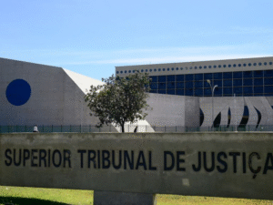 Justiça censura reportagem sobre juiz que soltou homem com 86 passagens, preso em flagrante por furto