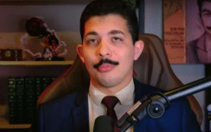 Influenciadores de direita precisam compreender um vez por todas que o inimigo é a esquerda