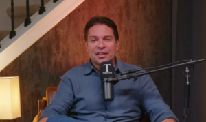 Ramagem diz que polícia colocou preso para medicar Bolsonaro