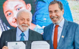 Jornalista da Globo entra em parafuso ao se dar conta do mal que o “jornalismo” fez ao país