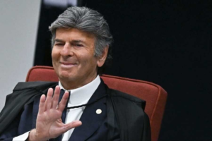 Luiz Fux dá o troco em quem o criticou por causa de Bolsonaro