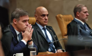 URGENTE: Ex-presidente de Tribunal Superior faz publicação forte contra ministros do STF