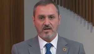 Andrei ofereceu íntegra do celular de Vorcaro a aliados de Moraes, mas alegou “invasão de autonomia” de Mendonça