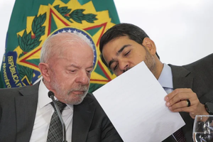 Na frente de Lula, Messias confronta Andrei Rodrigues “Você está me espionando?”