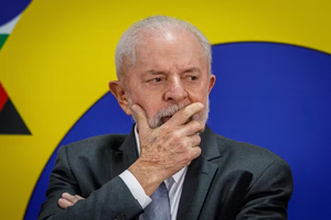 O Brasil inteiro repudia manobras eleitoreiras do PT e de Lula. Num só dia, duas ações abusivas