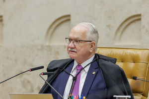 Fachin cobra explicações de Moraes, Mendonça, PF e PGR