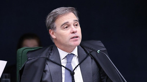 André Mendonça “peita” Dino e dobra a aposta